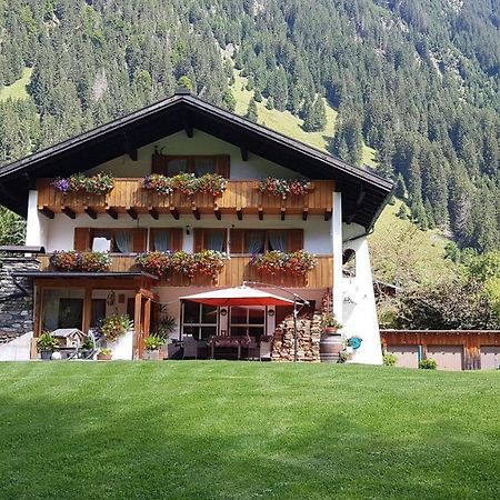 Haus Hubertus - Gaestehaus Sahler Partenen Εξωτερικό φωτογραφία